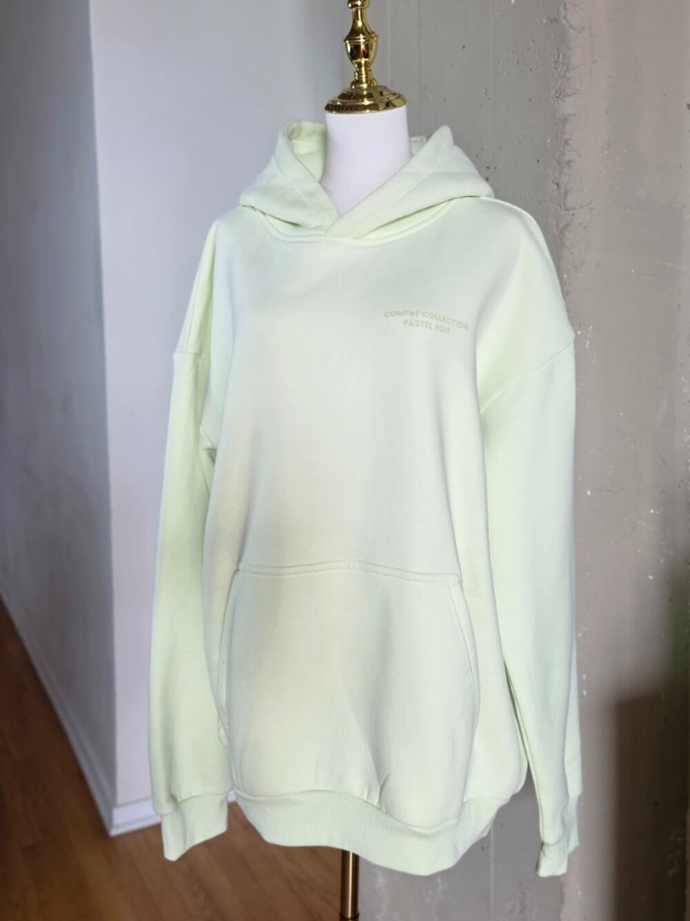 Comfrt Pastel Hoodie in Honeydew Oversized Unisex Size Large NWT - Picture 5 of 15